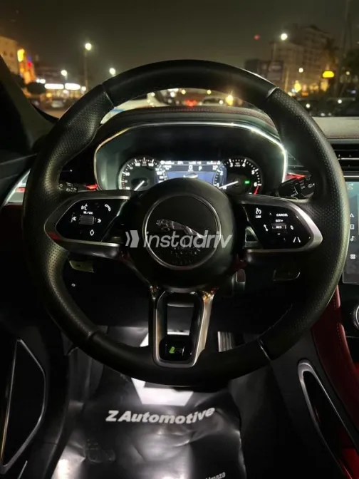 Jaguar F-Pace 2023 White Used for Sale - 9