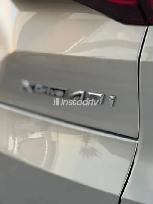 بي ام دبليو X5 2020 فضي مستعملة للبيع - 4