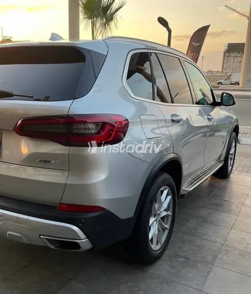بي ام دبليو X5 2020 فضي مستعملة للبيع - 7