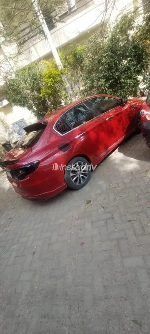 Fiat Tipo 2019 Red Used for Sale - 4