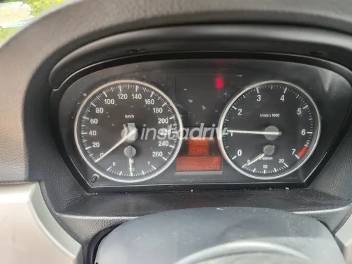 بي ام دبليو 316 2011 أبيض مستعملة للبيع - 1