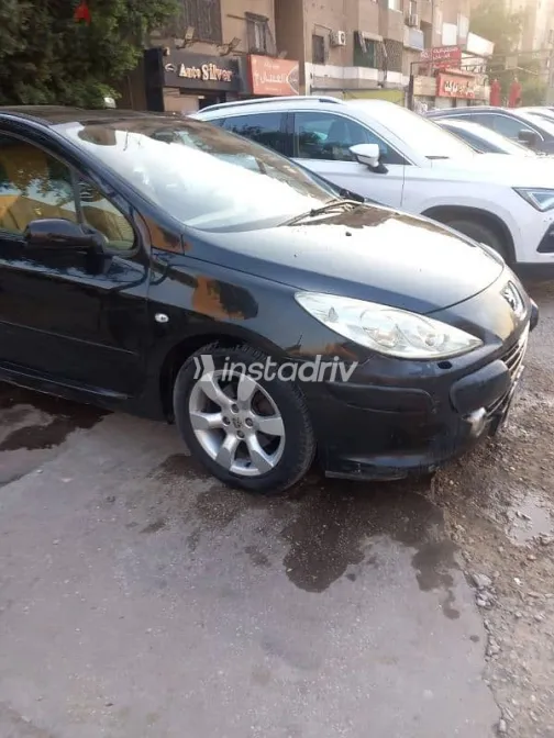 بيجو 307 2007 أسود مستعملة للبيع - 3