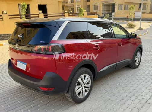 Peugeot 5008 2021 Red Used for Sale - 4