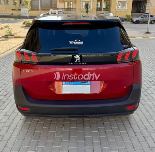 Peugeot 5008 2021 Red Used for Sale - 8