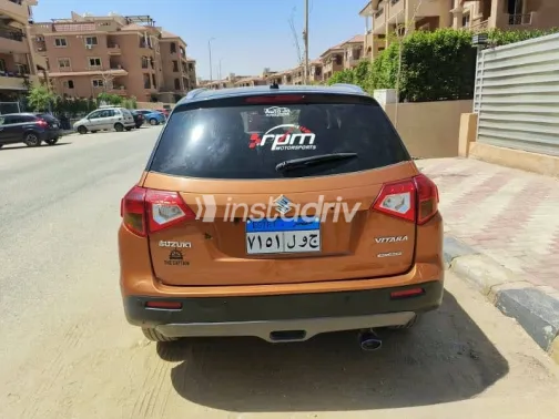 Suzuki Vitara 2017 White Used for Sale - 10