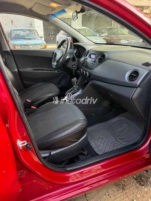 Hyundai Grand i10 2017 Burgundy Used for Sale - 6