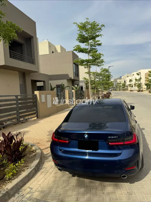 BMW 320 2020 Blue Used for Sale - 3