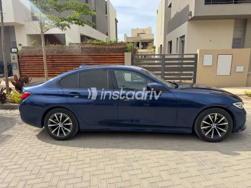 BMW 320 2020 Blue Used for Sale - 5