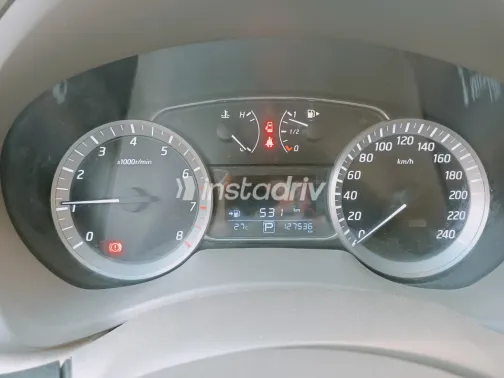 Nissan Tiida 2015 White Used for Sale - 9