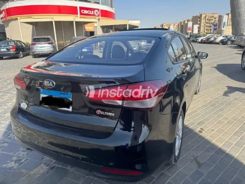Kia Cerato 2017 Black Used for Sale - 10