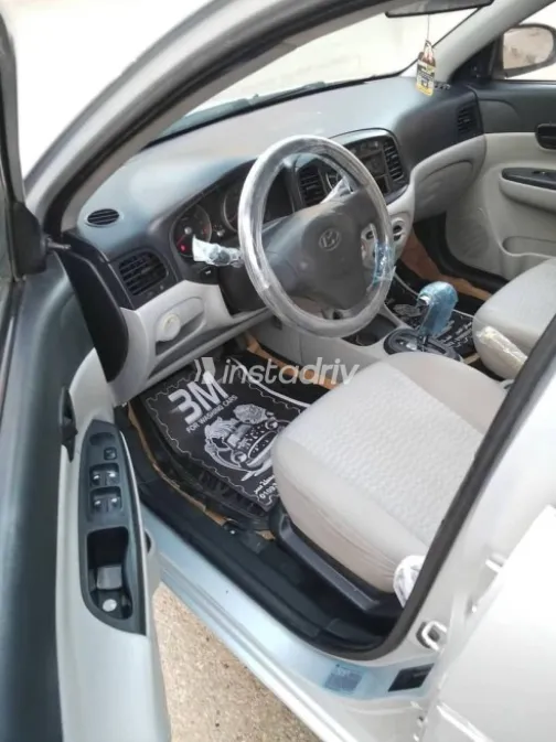 Hyundai Accent 2010 Silver Used for Sale - 7