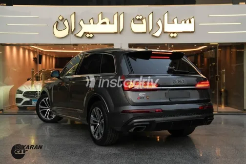 اودي Q7 2025 رمادي مستعملة للبيع - 7
