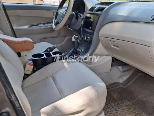 Byd L3 2015 Brown Used for Sale - 1