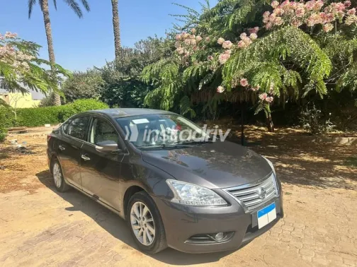 Nissan Sentra 2019 White Used for Sale - 5