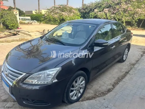 Nissan Sentra 2019 White Used for Sale - 9