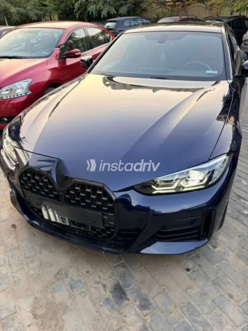 بي ام دبليو 420 2024 أزرق غامق مستعملة للبيع - 1