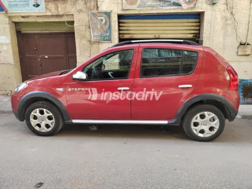 Renault Sandero Step Way 2013 Dark Red Used for Sale - 4