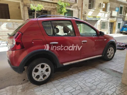 Renault Sandero Step Way 2013 Dark Red Used for Sale - 5