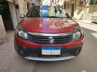 Renault Sandero Step Way 2013 Dark Red Used for Sale