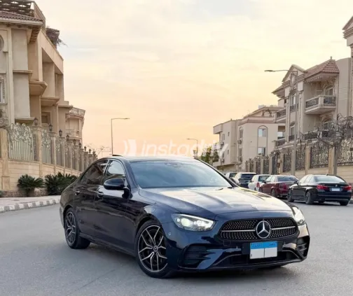Mercedes E 200 2021 Black Used for Sale - 3