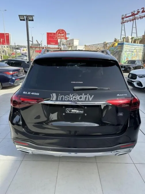 Mercedes GLE 450 2023 Black Used for Sale - 5