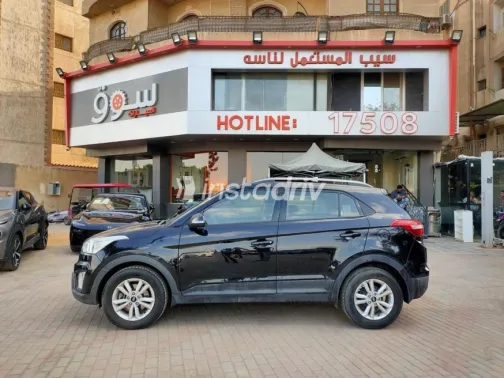 Hyundai Creta 2017 White Used for Sale - 2
