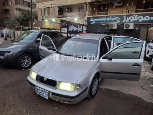 سكودا اوكتافيا 1998 فضي مستعملة للبيع - 4
