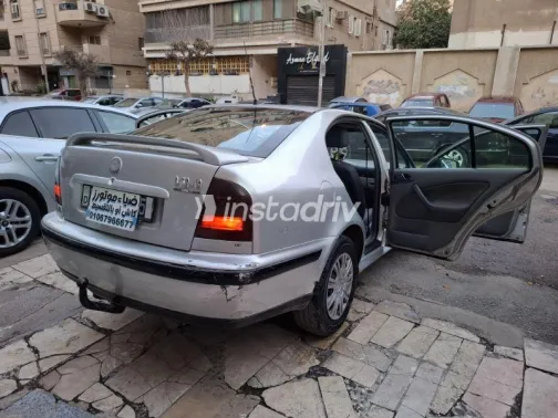 سكودا اوكتافيا 1998 فضي مستعملة للبيع - 10