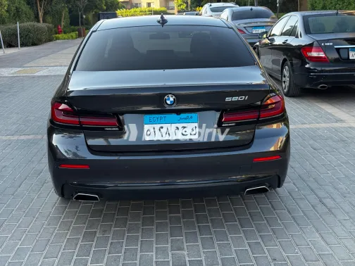 بي ام دبليو 520 2023 رمادي مستعملة للبيع - 1