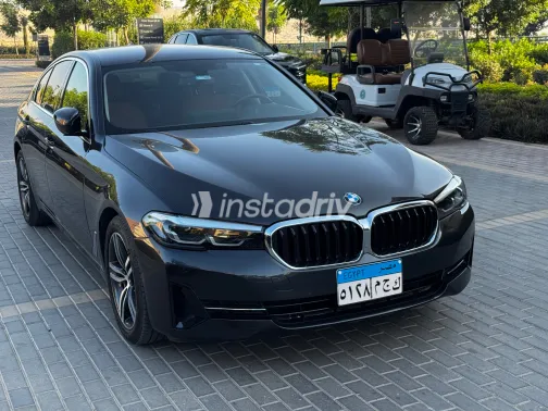 بي ام دبليو 520 2023 رمادي مستعملة للبيع - 10