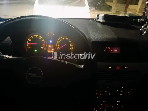 Opel Astra 2009 Black Used for Sale - 7