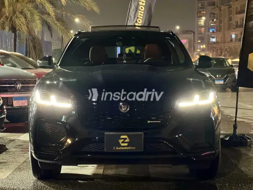 جاكوار اف بيس 2023 أسود مستعملة للبيع - 1