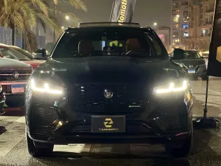 جاكوار اف بيس 2023 أسود مستعملة للبيع
