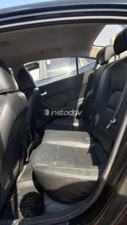 Kia Cerato 2013 Black Used for Sale - 6