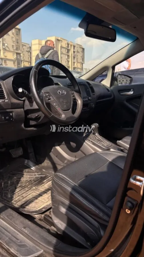 Kia Cerato 2013 Black Used for Sale - 7