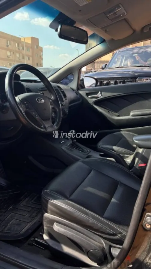 Kia Cerato 2013 Black Used for Sale - 10