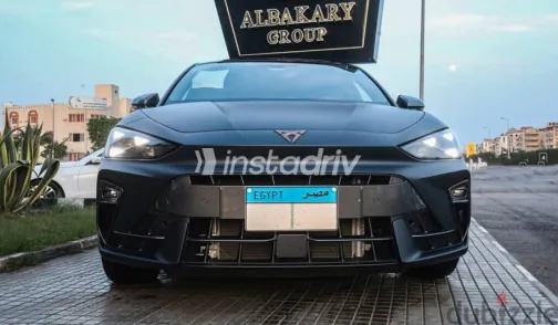 كوبرا ليون 2025 رمادي مستعملة للبيع - 5