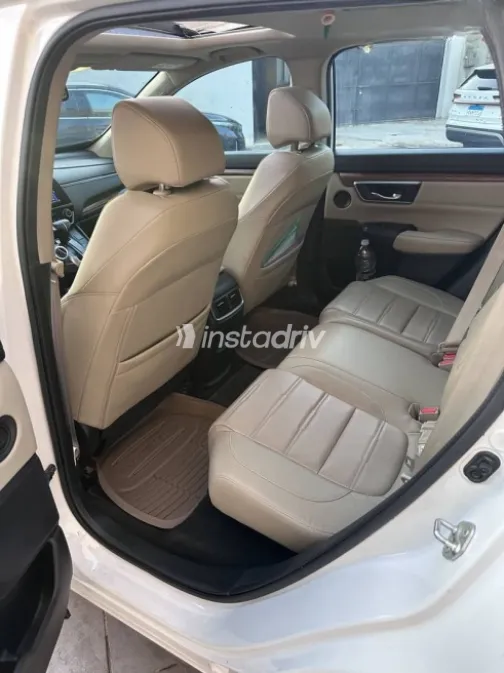 هوندا CRV 2021 أبيض مستعملة للبيع - 5
