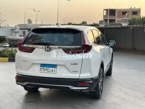 هوندا CRV 2021 أبيض مستعملة للبيع - 7