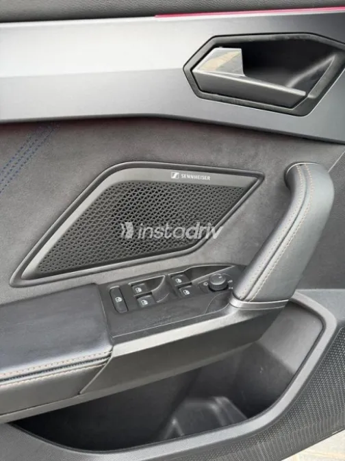Cupra Leon 2025 Gray Used for Sale - 9