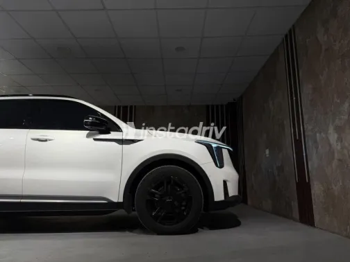 Kia Sorento 2024 White Used for Sale - 5