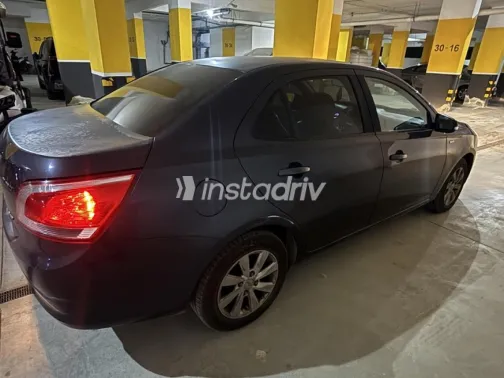 Chevrolet Optra 2018 White Used for Sale - 3