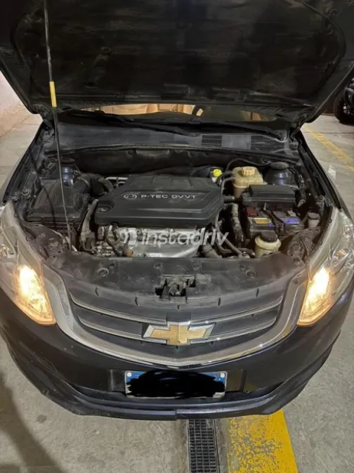 Chevrolet Optra 2018 White Used for Sale - 4
