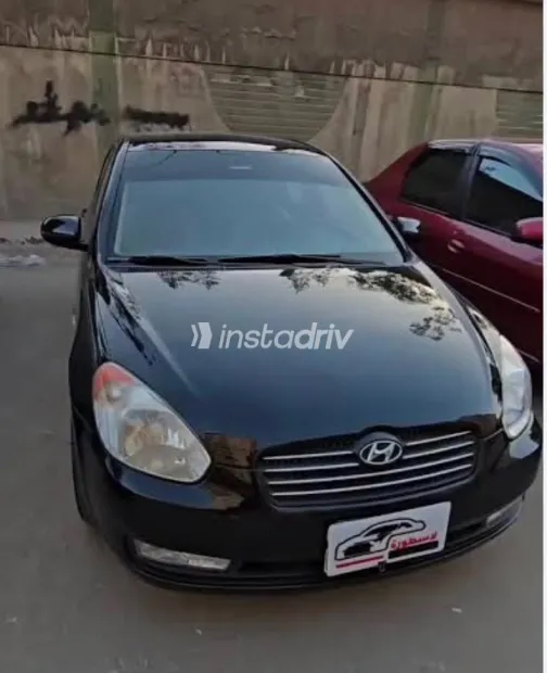 Hyundai Accent 2011 White Used for Sale - 1