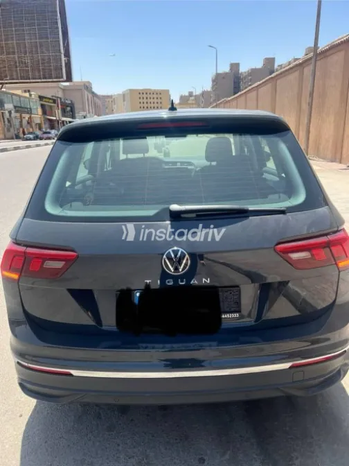 Volkswagen Tiguan 2022 Gray Used for Sale - 3