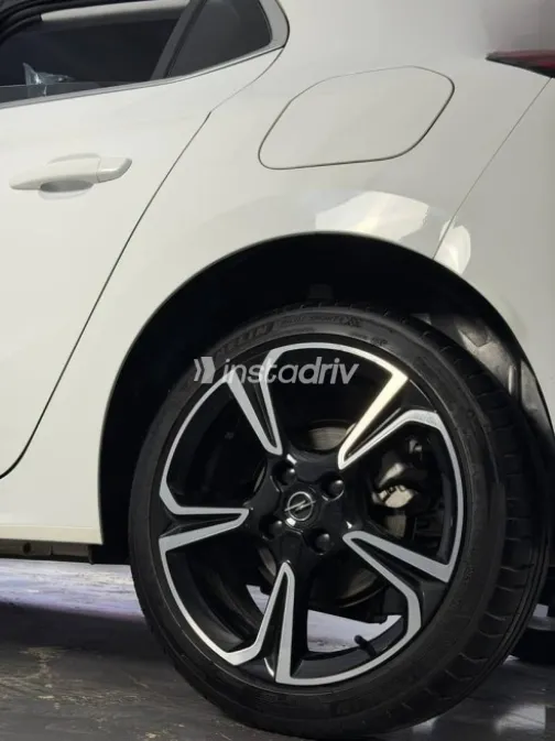Opel Corsa 2022 White Used for Sale - 9