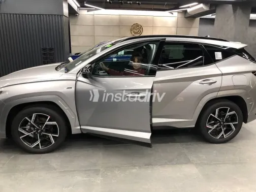Hyundai Tucson 2026 Silver Used for Sale - 3