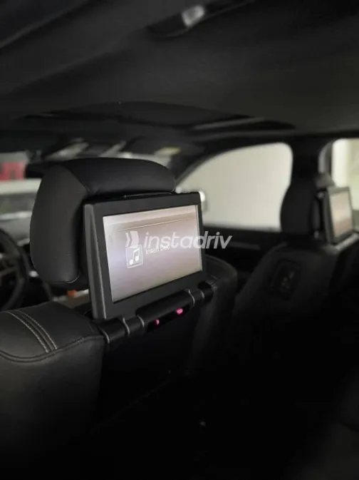 Jeep Grand Cherokee 2017 Silver Used for Sale - 3