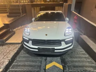 Porsche Macan 2023 White Used for Sale
