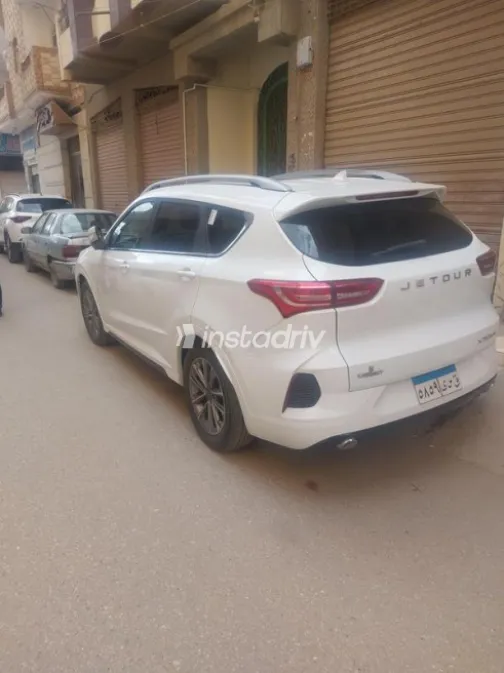 جيتور X70 2024 أبيض مستعملة للبيع - 2